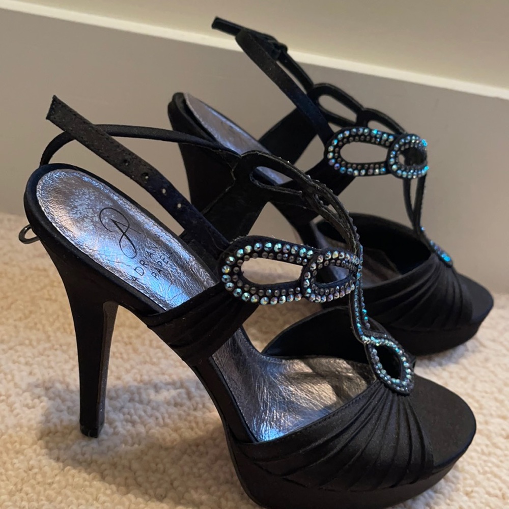 Black Andrianna Papeli Heels